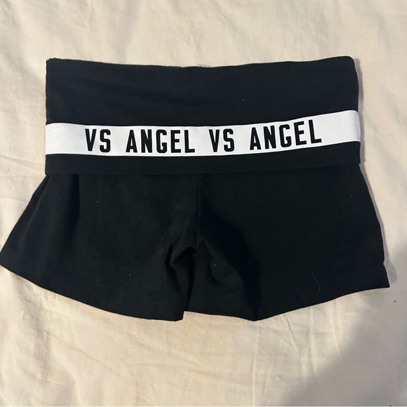 Y2K PINK Victoria Secret YOGA SHORTIE SHORTS - Picture 1 of 3